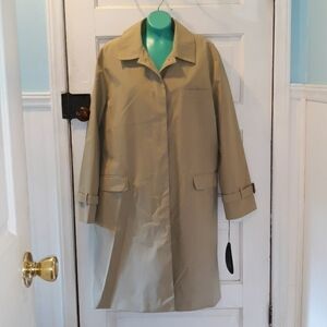 Jheri Richards 14 tan trenchcoat water repellent